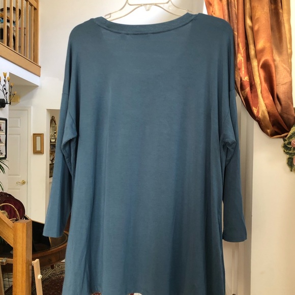 Halston Designer Blue Jade 3/4 sleeve Spring Top - Picture 3 of 5